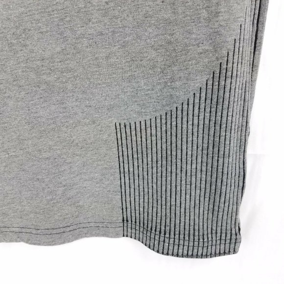 Affliction Performance Gray Skull Graphic 50/50 T-Shirt, Mens Small - Picture 3 of 5